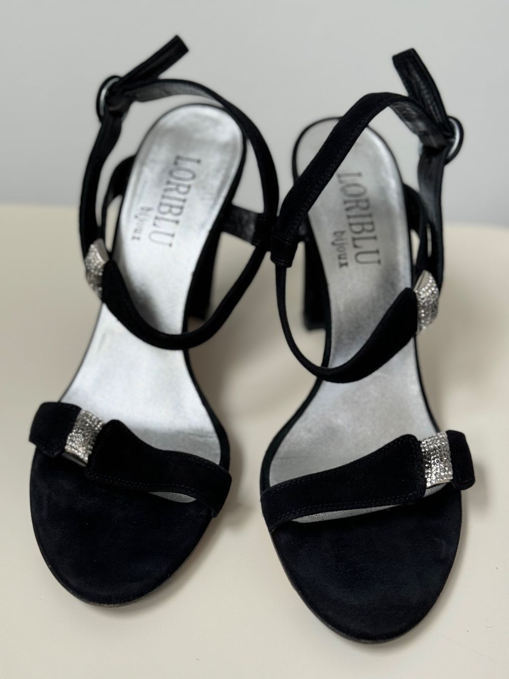 Scarpe da donna: Loriblu Sandalen mit Swarovski Deko Gr. 40 – Usato da Solothurn venduto da Manjascha 3