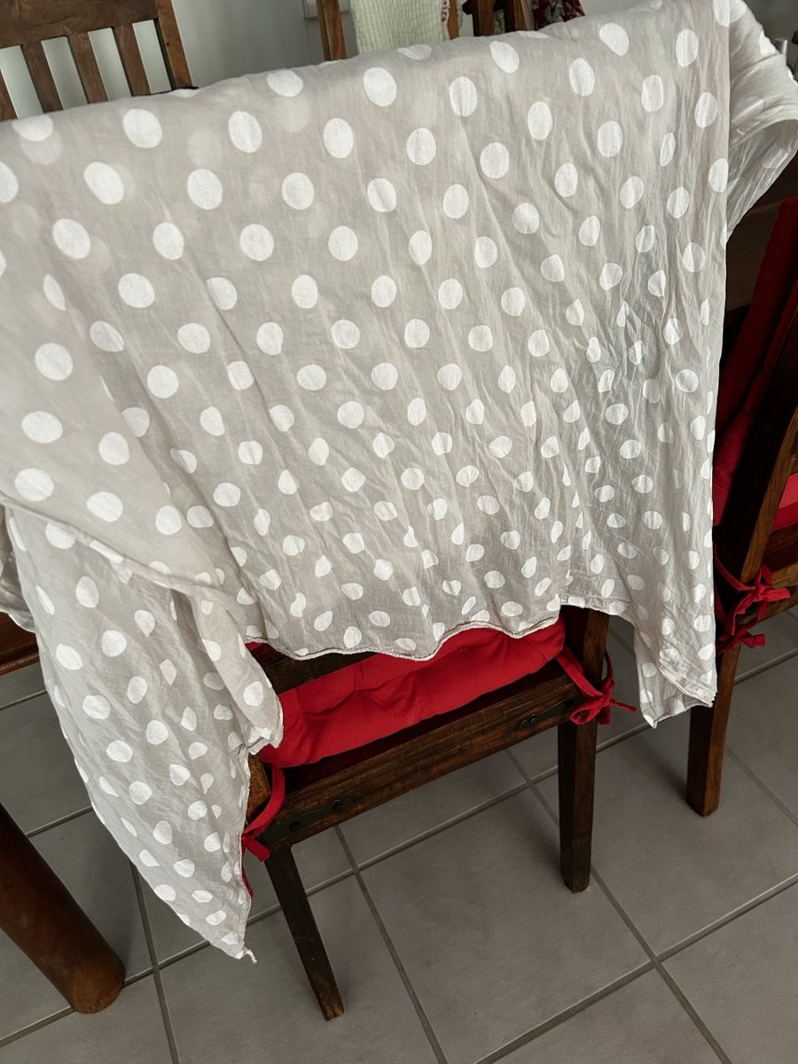 Foulards, Tücher & Schals: Leichter Sommerschal – Gebraucht aus Winterthur von Sunshineandrain