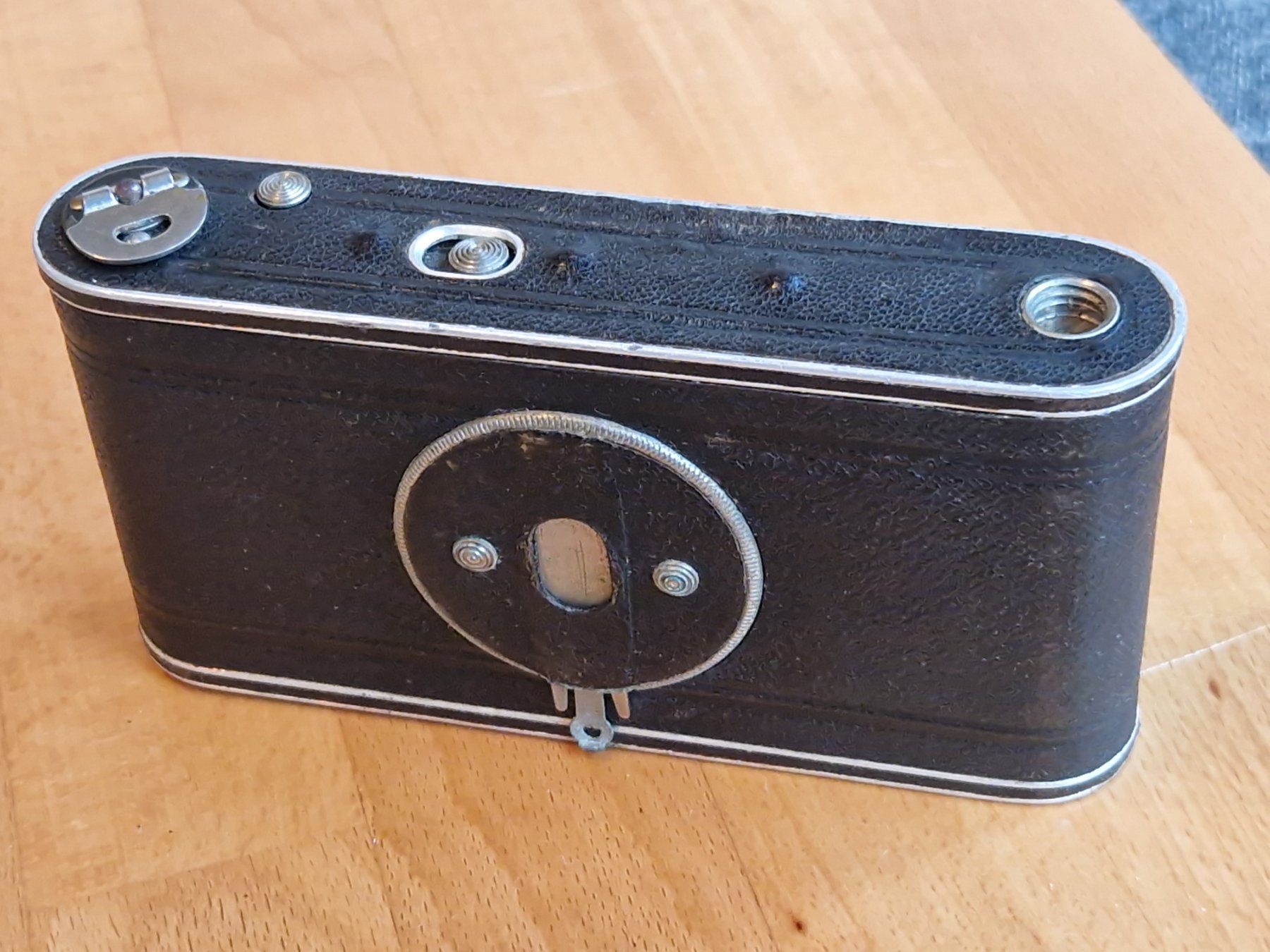 Appareil photo: Cocarette Kamera, Contessa-Nettel, 6x9cm – D'occasion à Zürich par schneiters 1