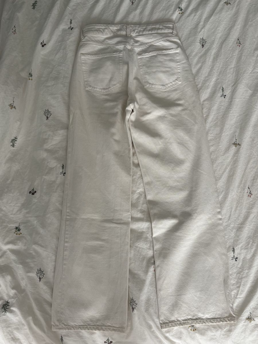 H&M Jeans: Weisse straight leg jeans – D'occasion à Unterägeri par jmo_m9n6 2