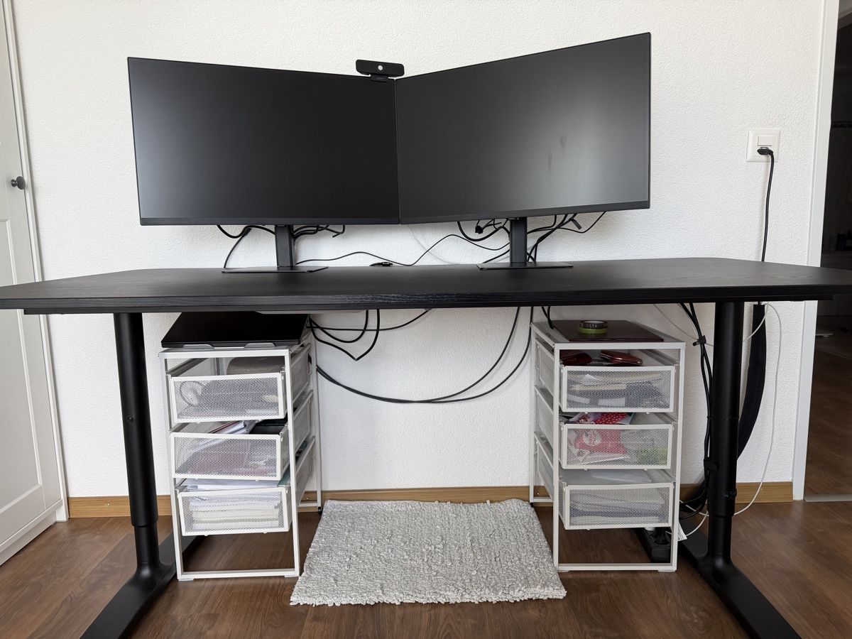 Ikea Scrivanie: Ikea BEKANT desk – Usato da Zürich venduto da DR.89