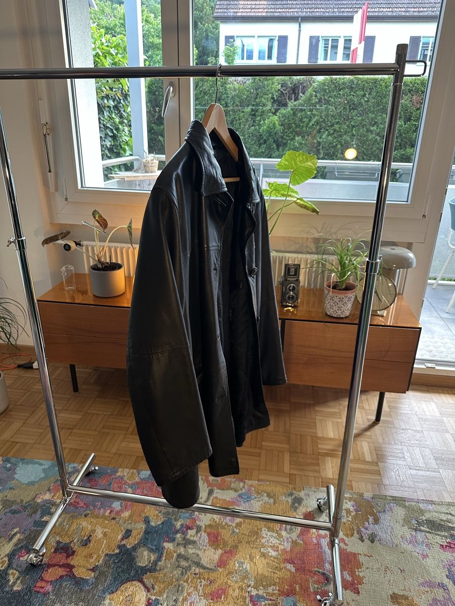 Manteaux: Schwarze Herren Lederjacke, L,  – D'occasion à Zürich par kuuubi 1