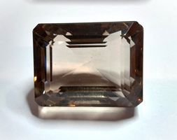 1x Quartz fumé 140.99 ct - CERTIFICAT 1'609.- Fr