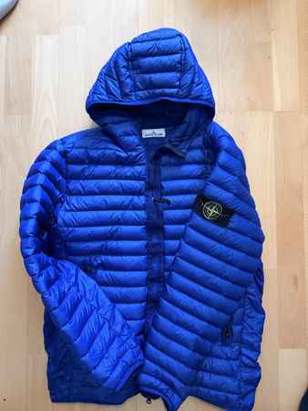 Stone Island Daunenjacke, Grösse M, Top Zustand!