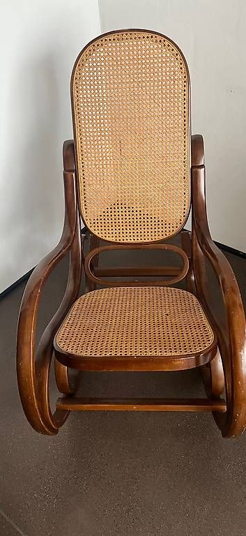 Chaises: Schaukelstuhl  – D'occasion à Frauenfeld par sergeant_pepper 3