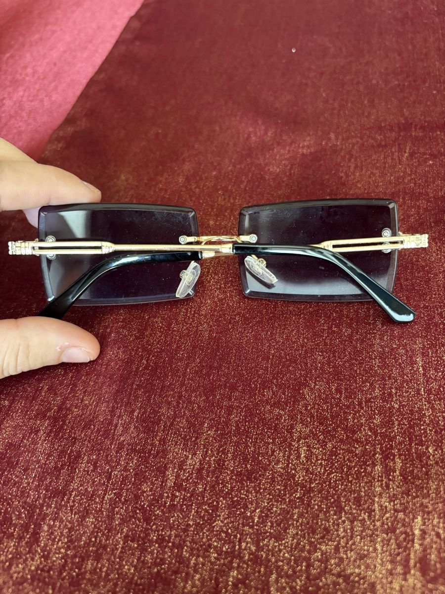 Brillen & Gläser: Stylish Rimless Sunglasses with Gold Frames - Summer Ready – Neu (gemäss Beschreibung) aus Seuzach von Diamand28 1