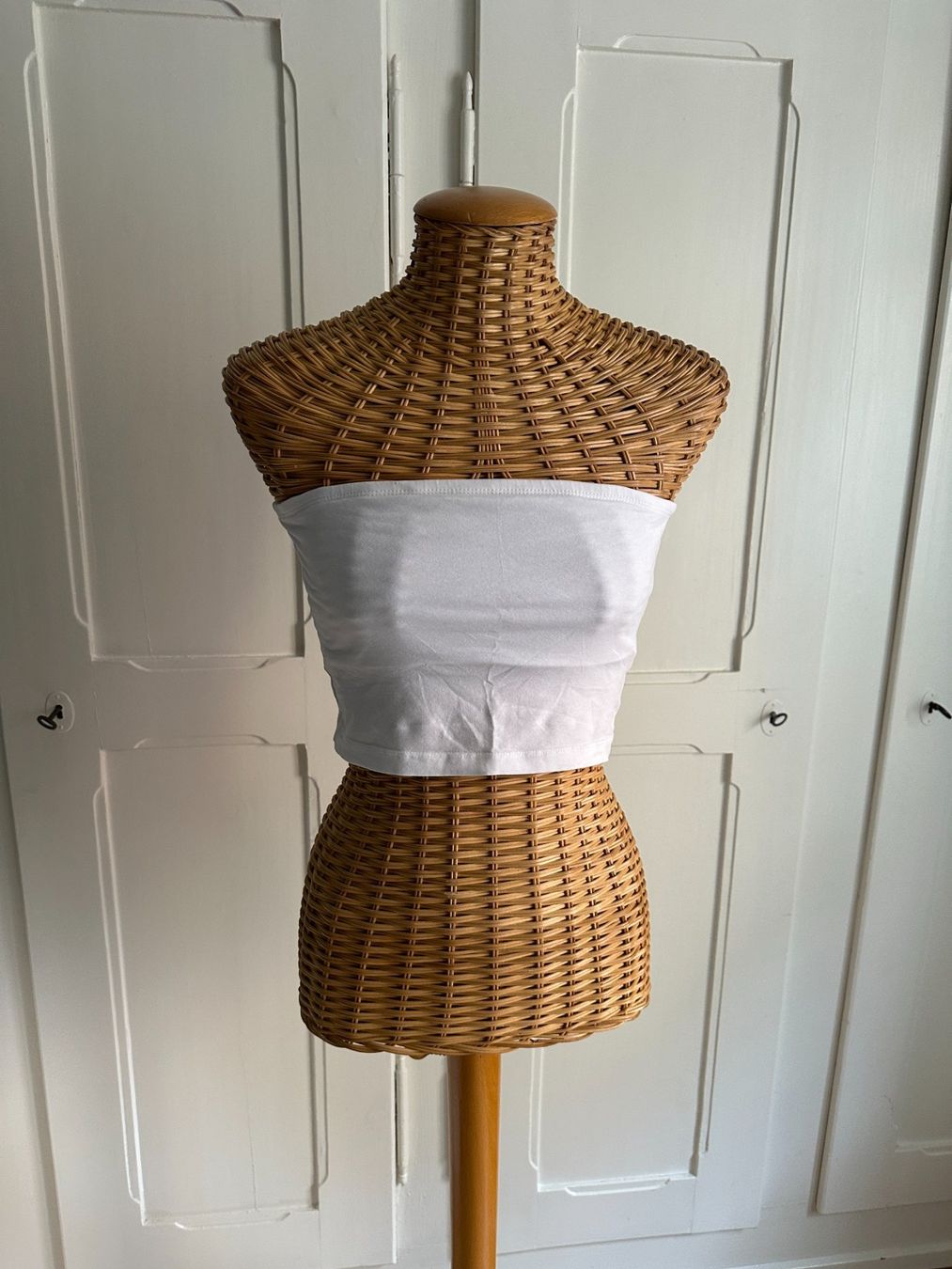Top: EVEN & ODD - Bandeau-Top weiss S – Usato da Zürich venduto da Diazaio