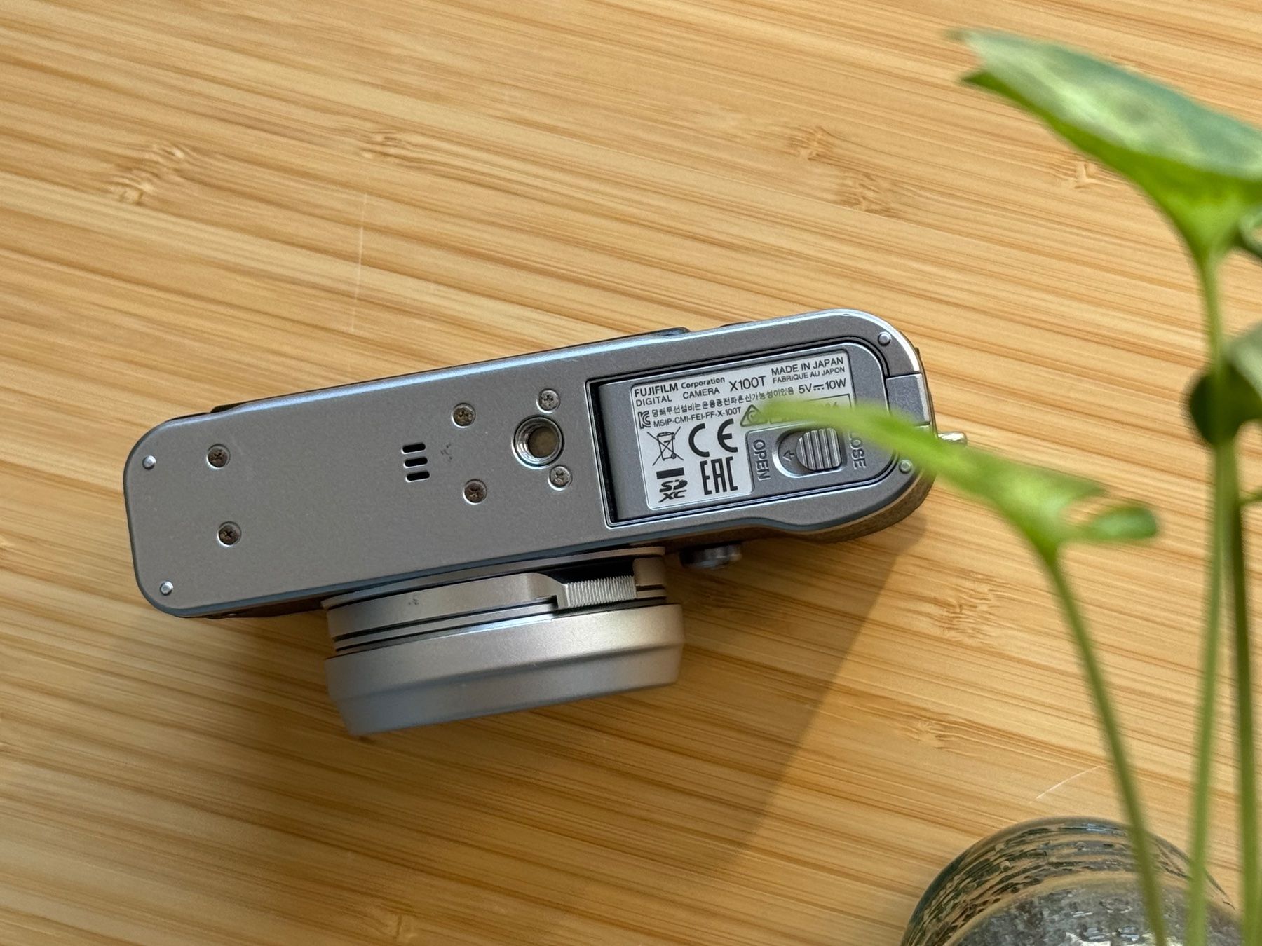 Fujifilm Kamera: Fujifilm X100T Digitalkamera silber – Gebraucht aus Zimmerwald von gan_pfq9 5