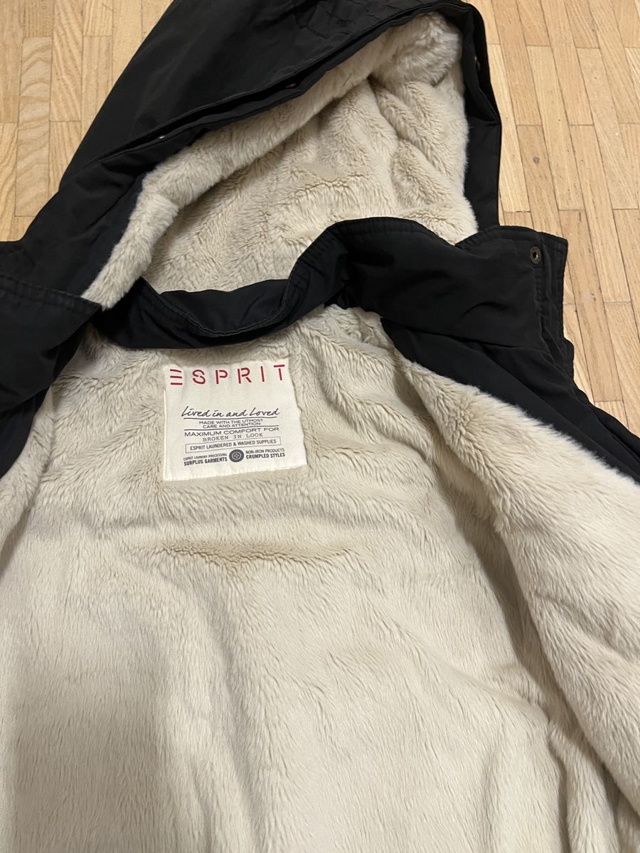 Esprit Giacche: Winterjacke Esprit Gr. 36/38 – Usato da St. Gallen venduto da elli18 2