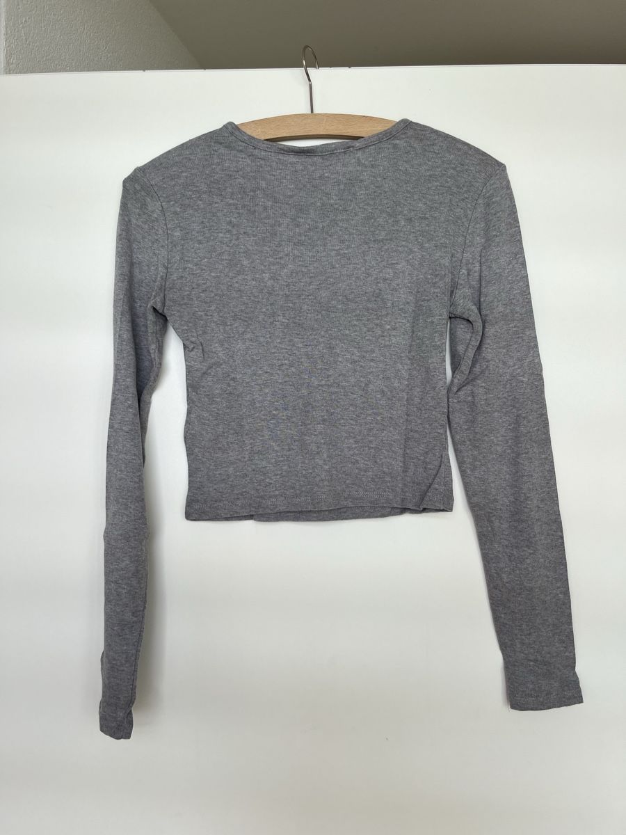 Bershka Pulls & Sweat-shirts: Pull gris près du corps – Neuf (Voir description) à Neuchâtel par Ariane_vn00 3