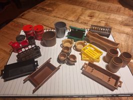 Diverse Playmobil Zubehör- Tröge, Gebinde.ä, Fässer usw.