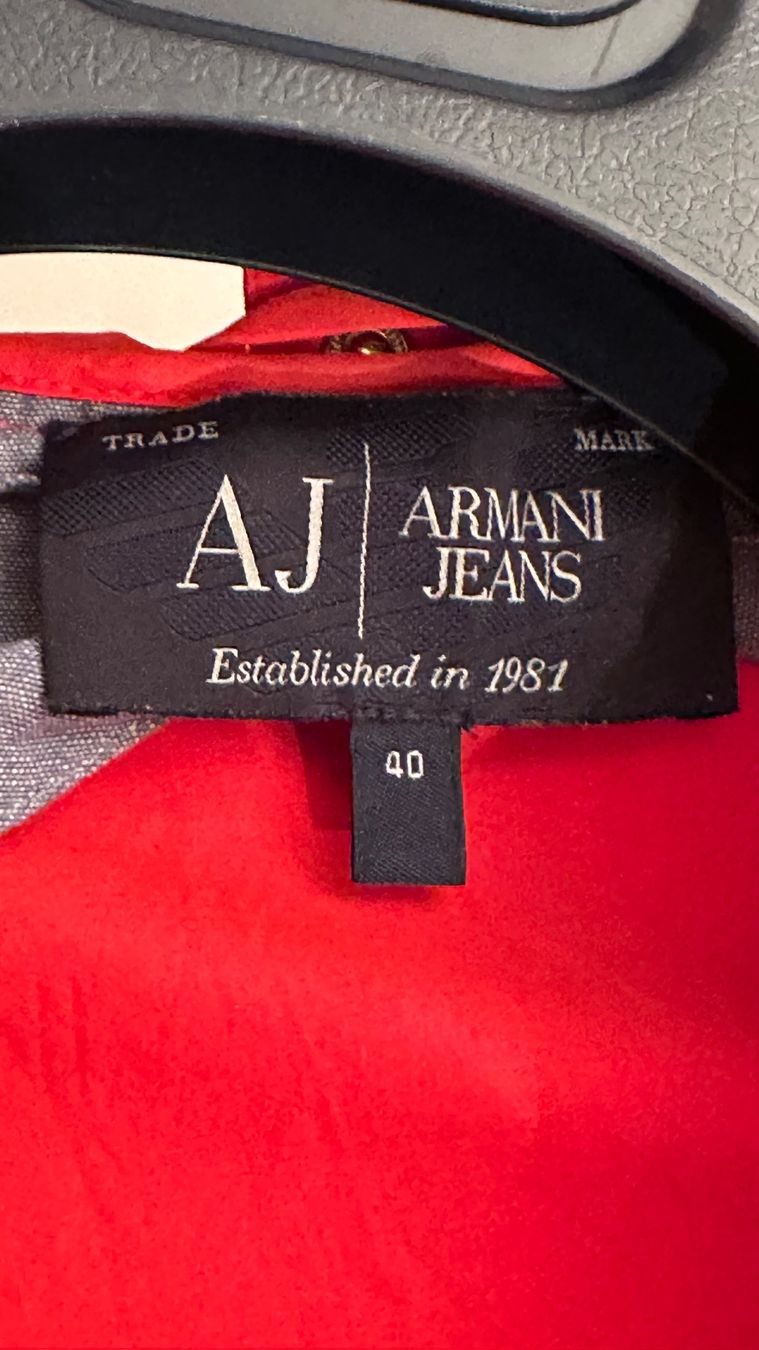 Armani Giacche: Damen Armani Jacke GR 40 – Usato da Jonen venduto da BMWE369 1