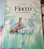Fiocco e le uova di Pasqua