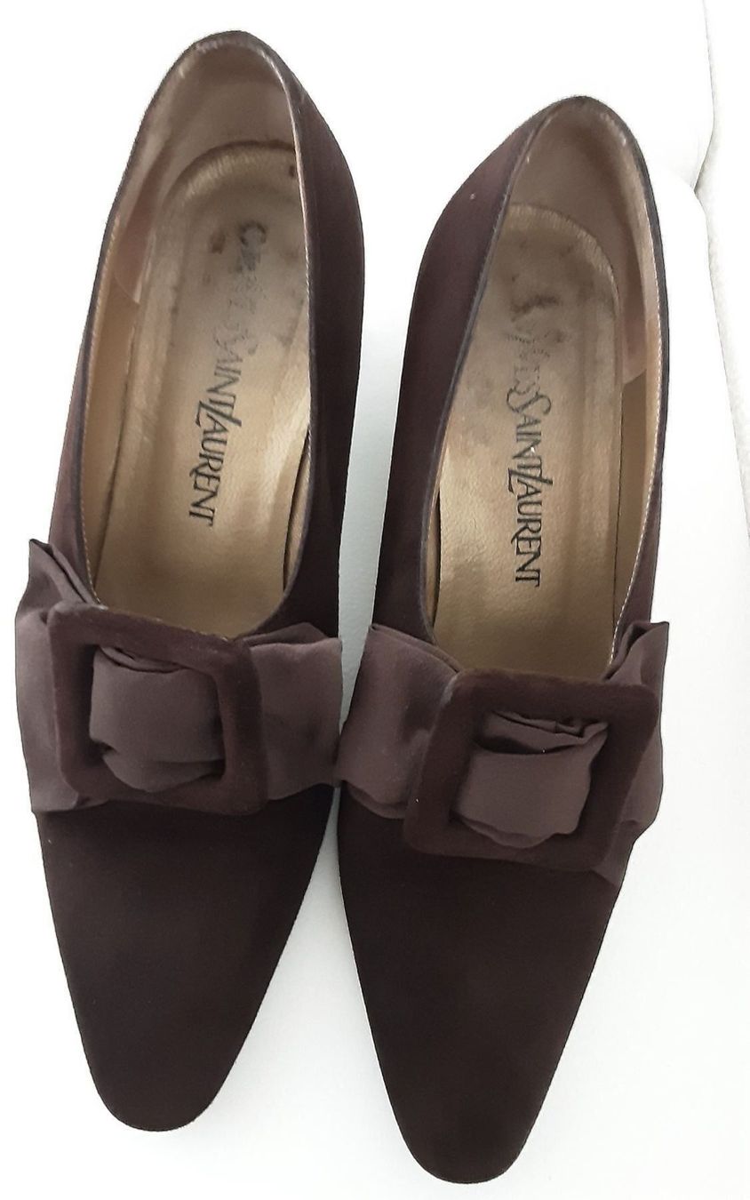 Saint Laurent Scarpe da donna: Yves Saint Laurent, 37, escarpin, daim – Usato da Neuchâtel venduto da Virgule50