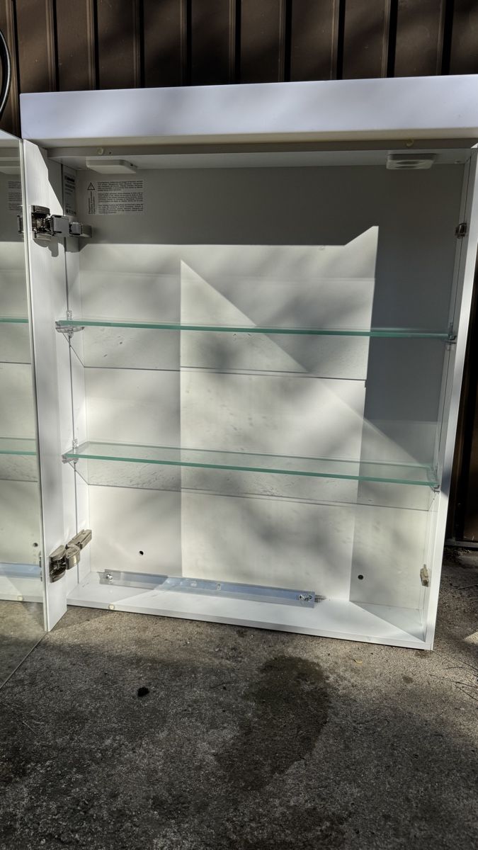 Armoires miroirs: Spiegelschrank Schneider – D'occasion à Wallisellen par ocz_t6fv 3
