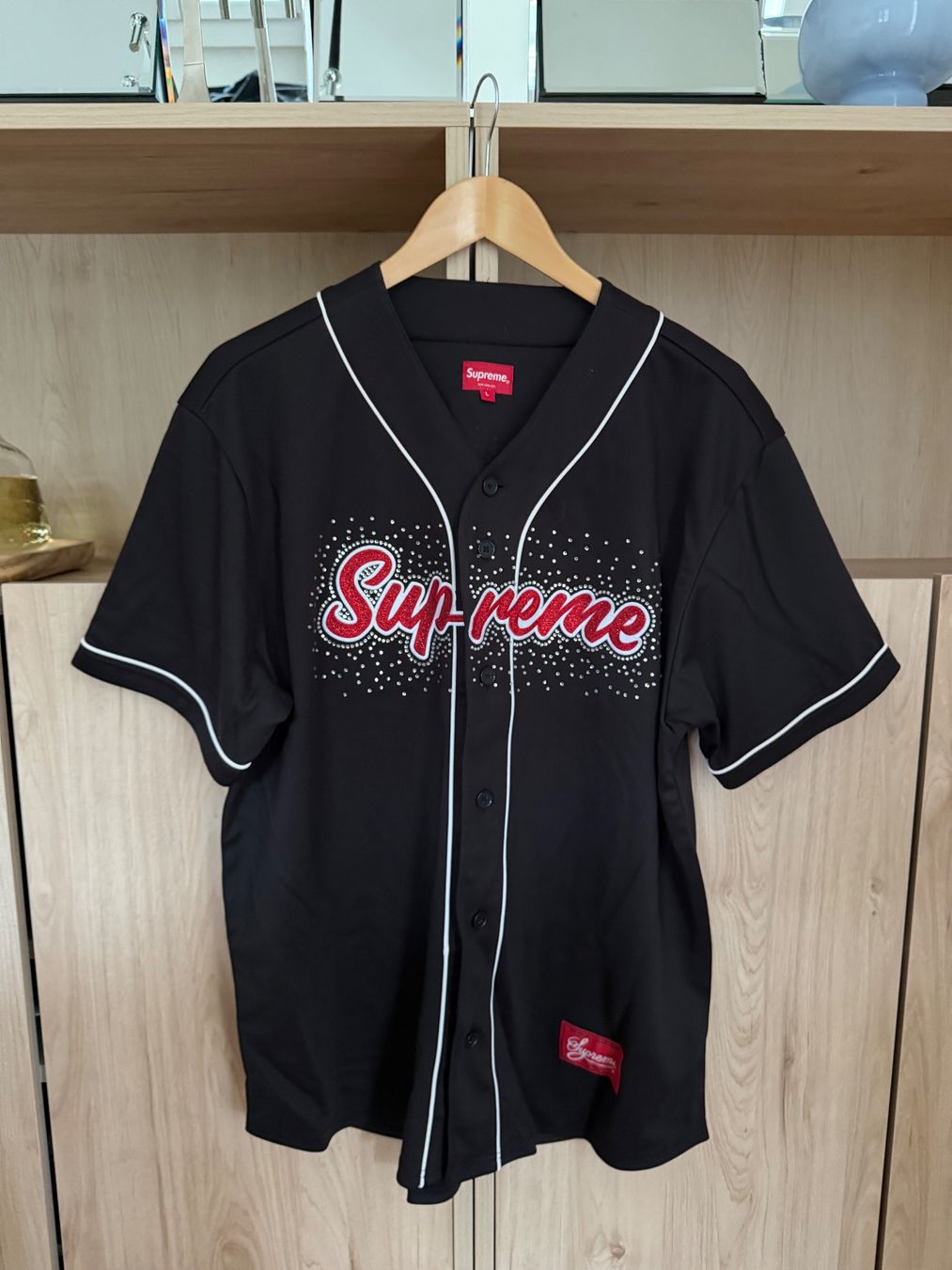 Supreme T-Shirts: Supreme Rhinestone Baseball Jersey Grösse L – Gebraucht aus Nussbaumen AG von normajeanbaker