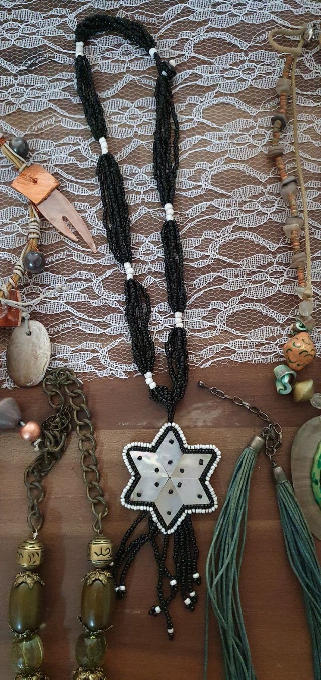 Ketten: Modeschmuck 9 Halsketten zum Top-Preis – Neu (gemäss Beschreibung) aus Hittnau von Gamoe 2