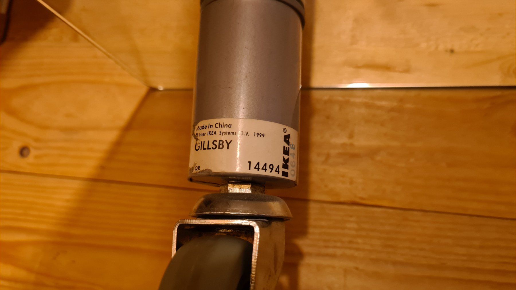 Ikea Tables: Ikea Gillsby TV Möbel / Coffee Table – D'occasion à Hettlingen par smoki91 2