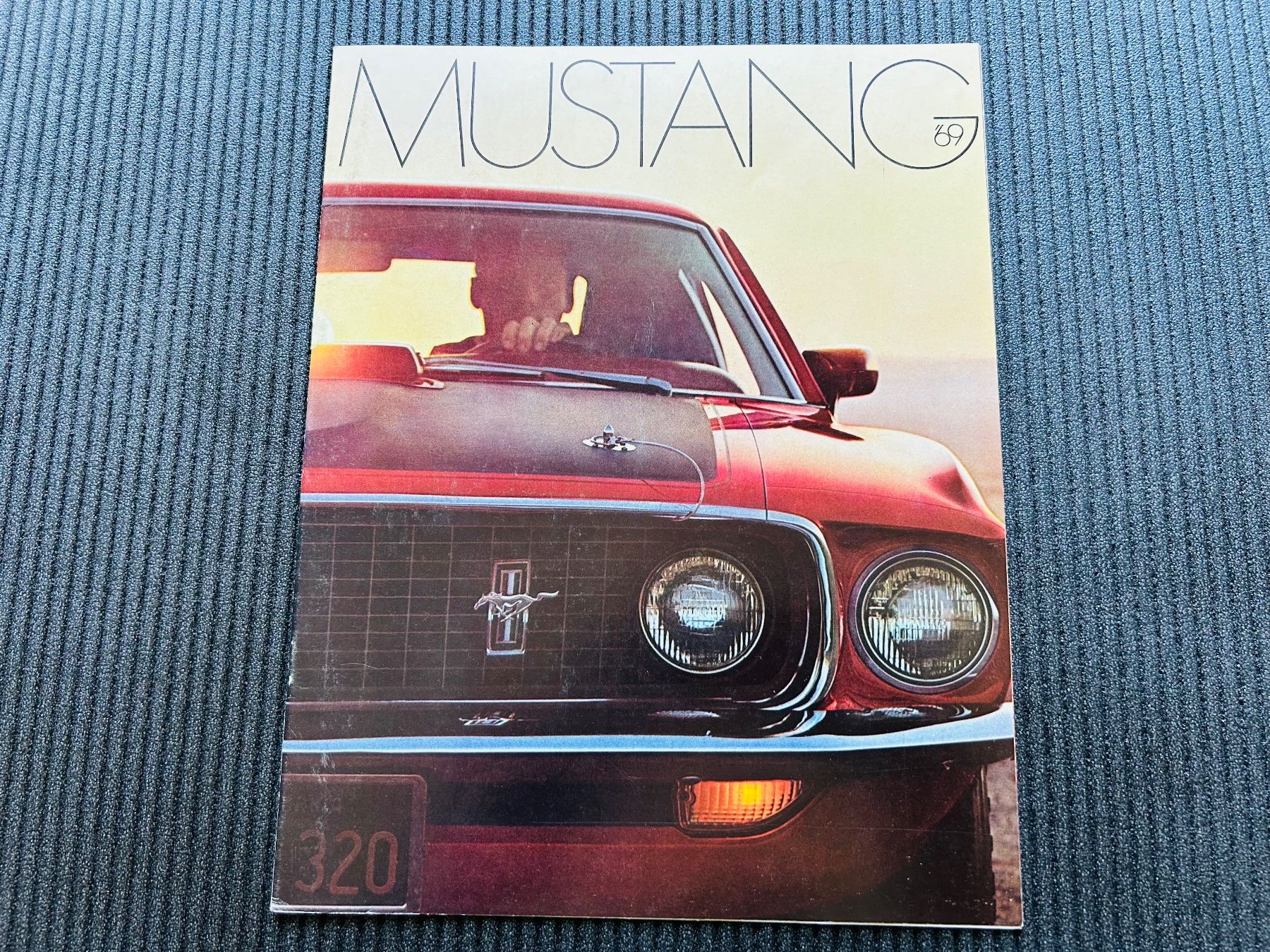 Ford Documenti: Ford Mustang Original Brochure 1969 – Usato da Herrliberg venduto da surfcafe