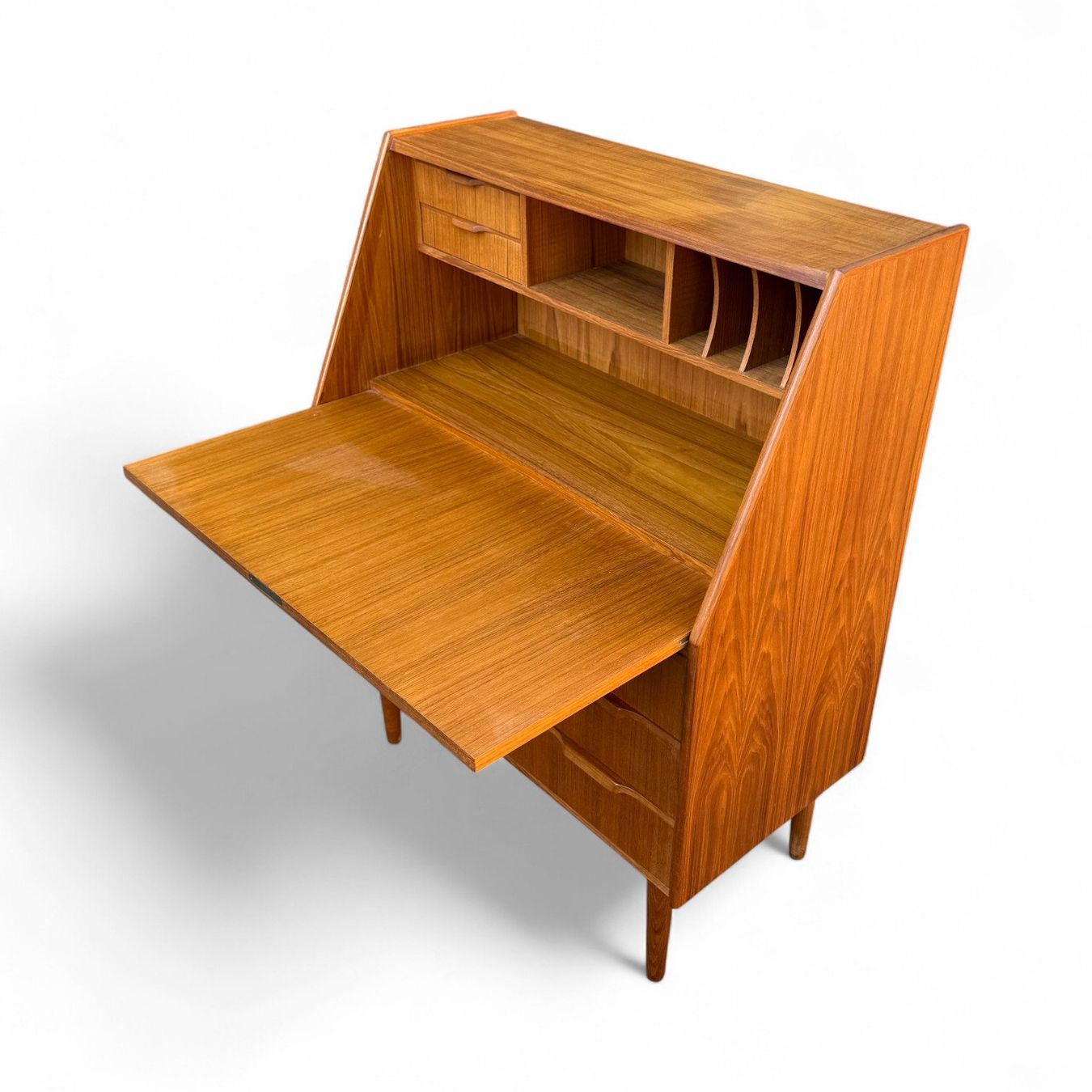 Tables: Tibergaard Sekretär // 1960er – D'occasion à Schinznach-Dorf par mix 3