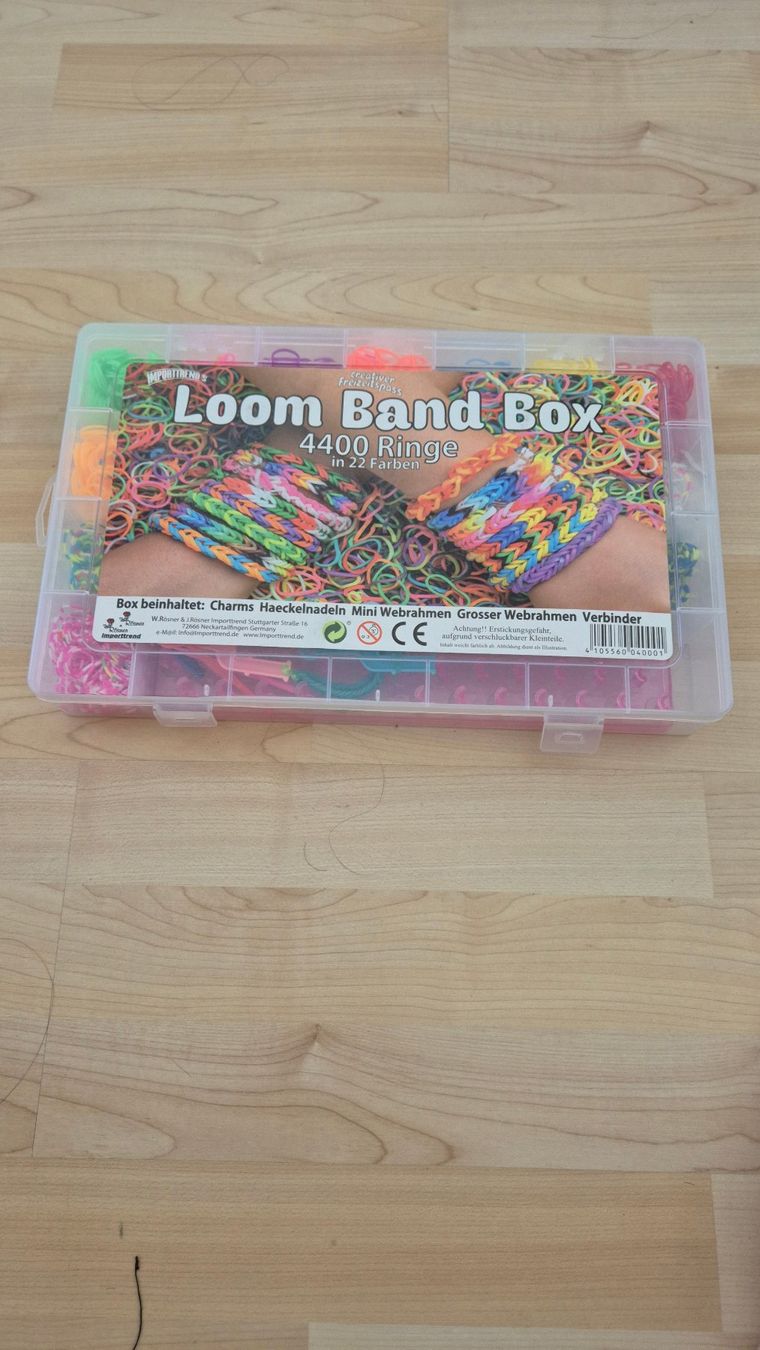Kit bricolage: Loom Bänder Set, 4400 Stk. in 22 Farben. – Usato da Unterlunkhofen venduto da Jack737 2