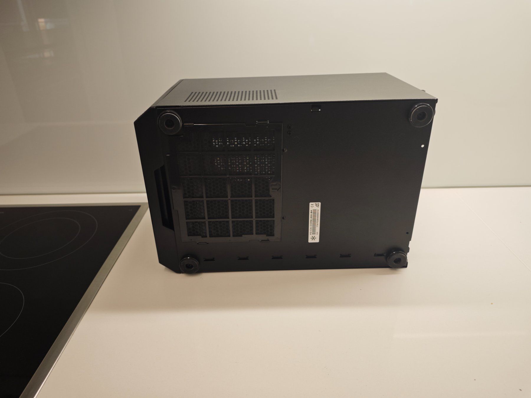 Fractal Custodie: Fractal Design Core 500 – Kompaktes Mini-ITX PC-Gehäuse – Usato da Zürich venduto da ACID_IV