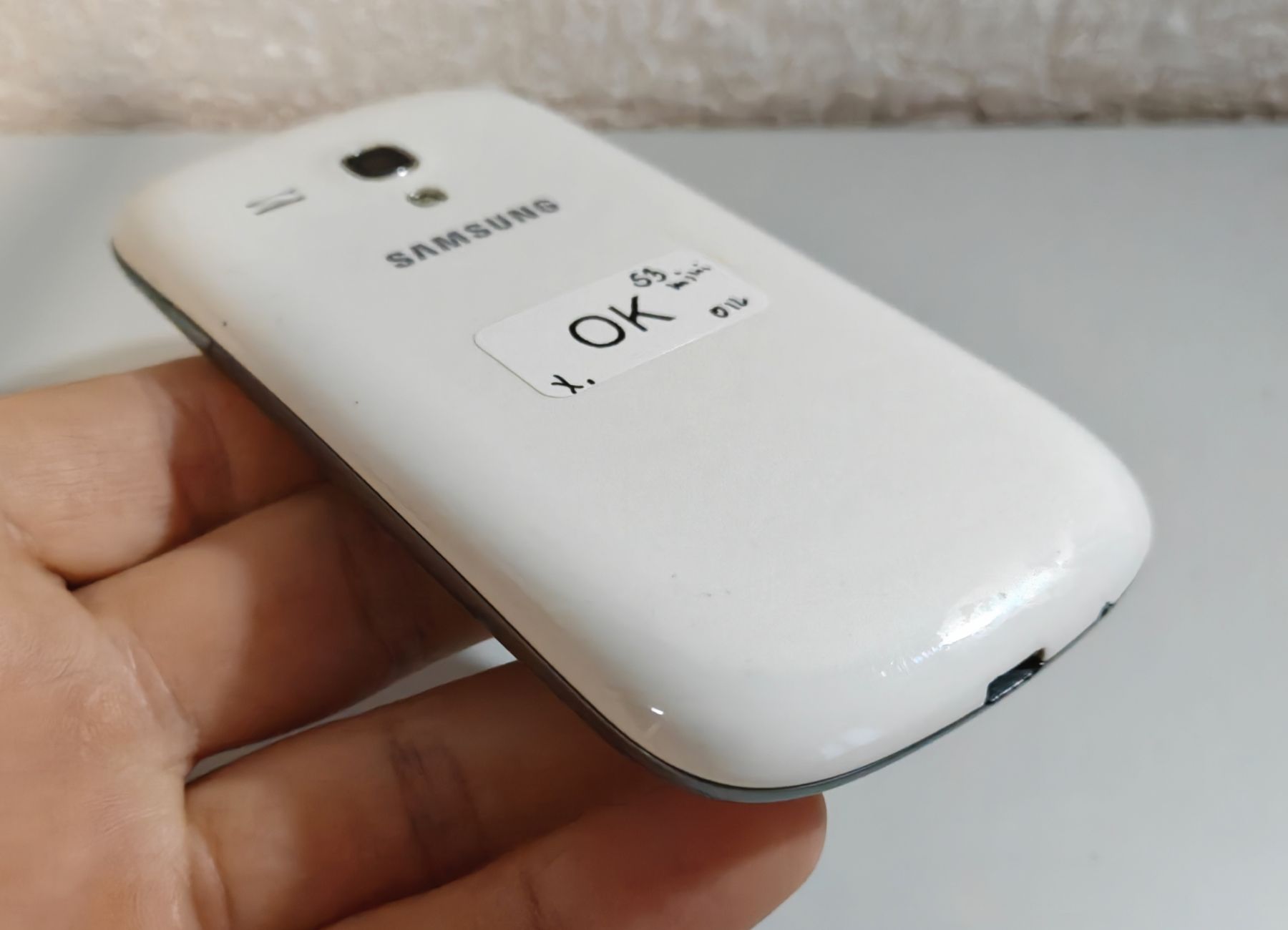 Samsung Portables: Samsung Galaxy S3 Mini weiss – D'occasion à Ehrendingen par Rocky985 3