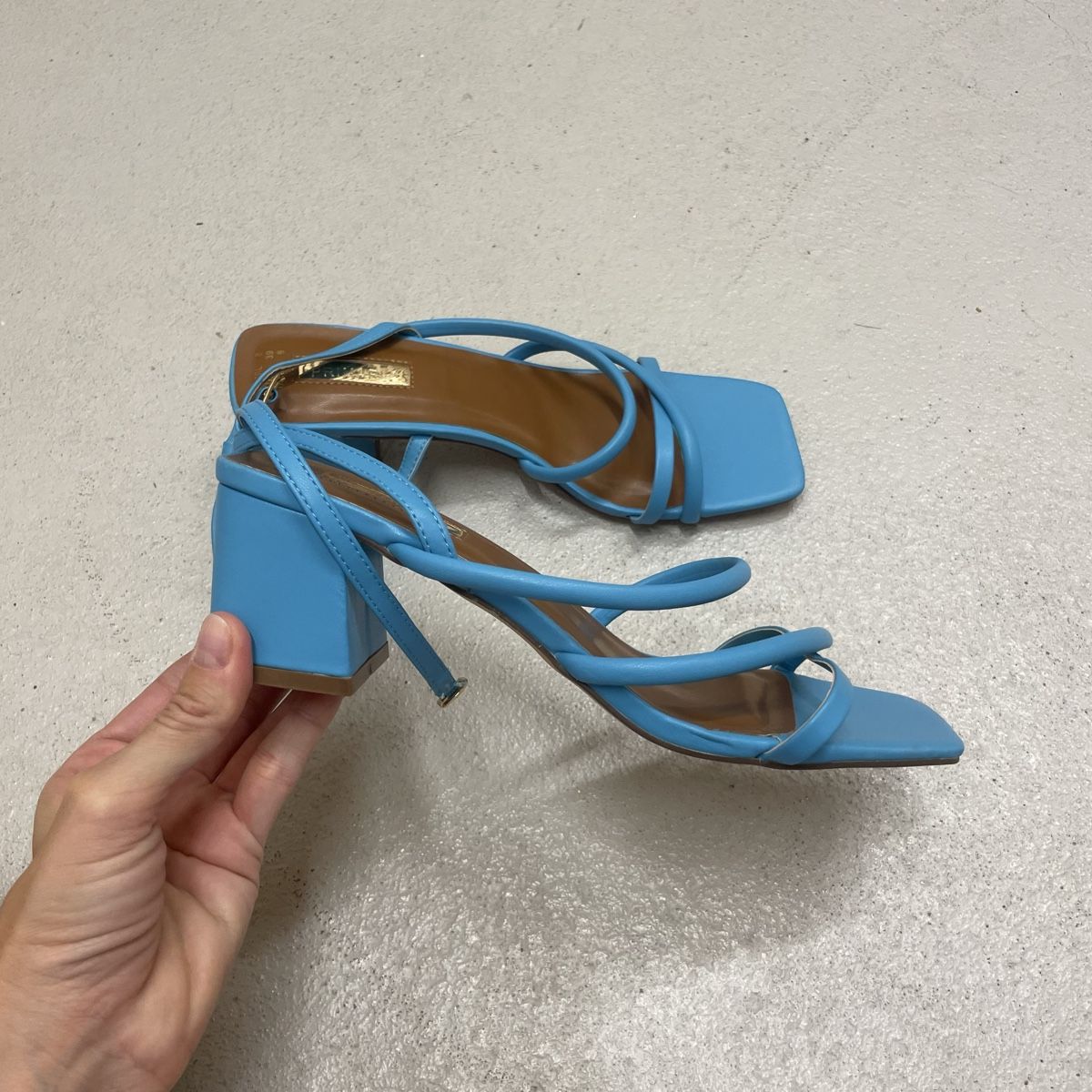 Damenschuhe: Sandalen blau Grösse 39 neu – Neu (gemäss Beschreibung) aus Utzenstorf von beatrice.ch 1