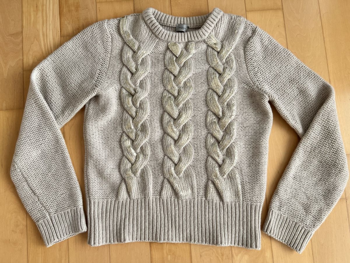 Marella Maglioni & Felpe: Marella Pullover mit goldigen Element Gr.M – Usato da Schwerzenbach venduto da cygnuss 1