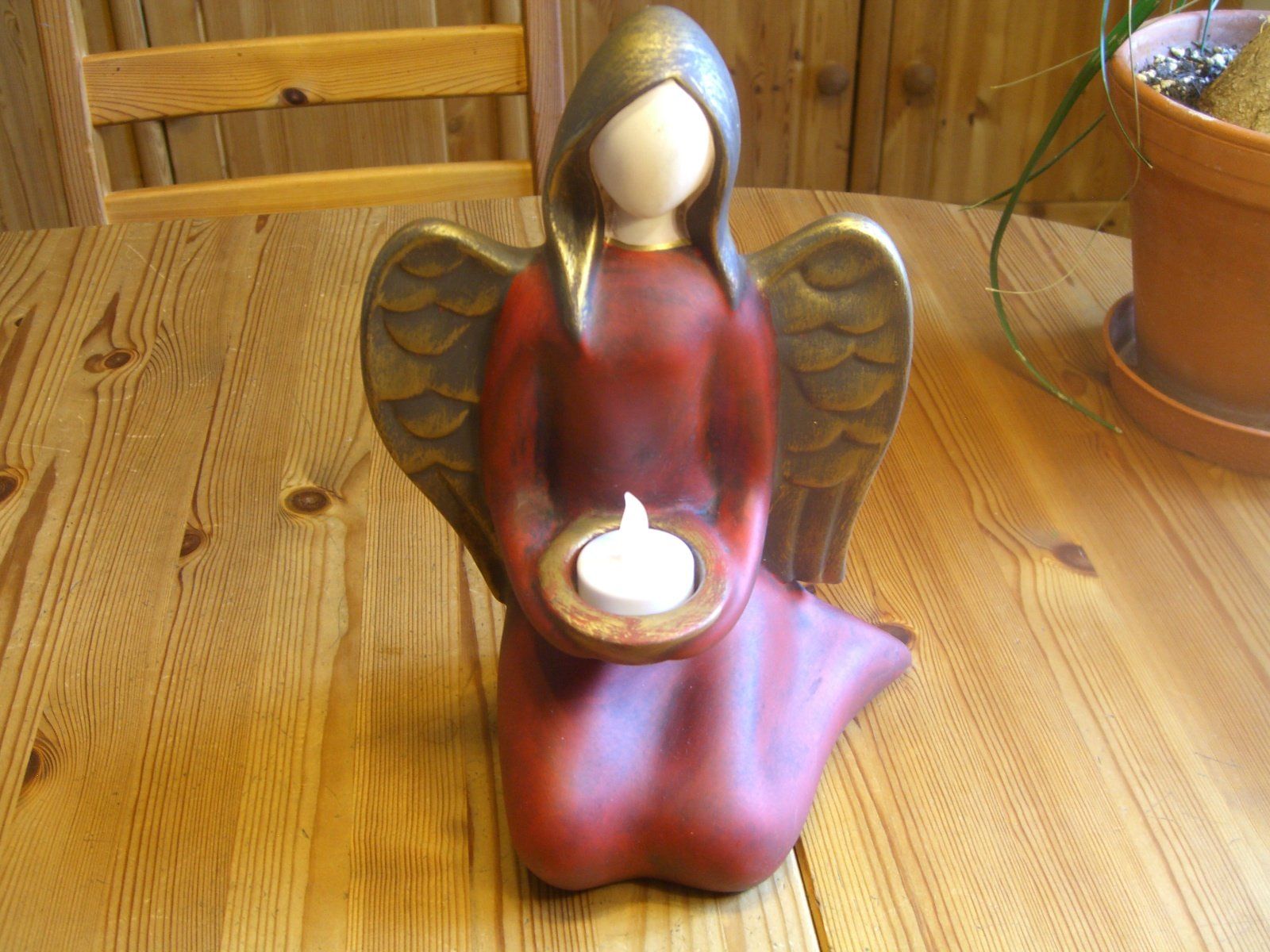 Statuette: wunderschöner, kniender "Formano" Engel m.Teelicht, Keramik – Usato da Winterthur venduto da Gaia 5
