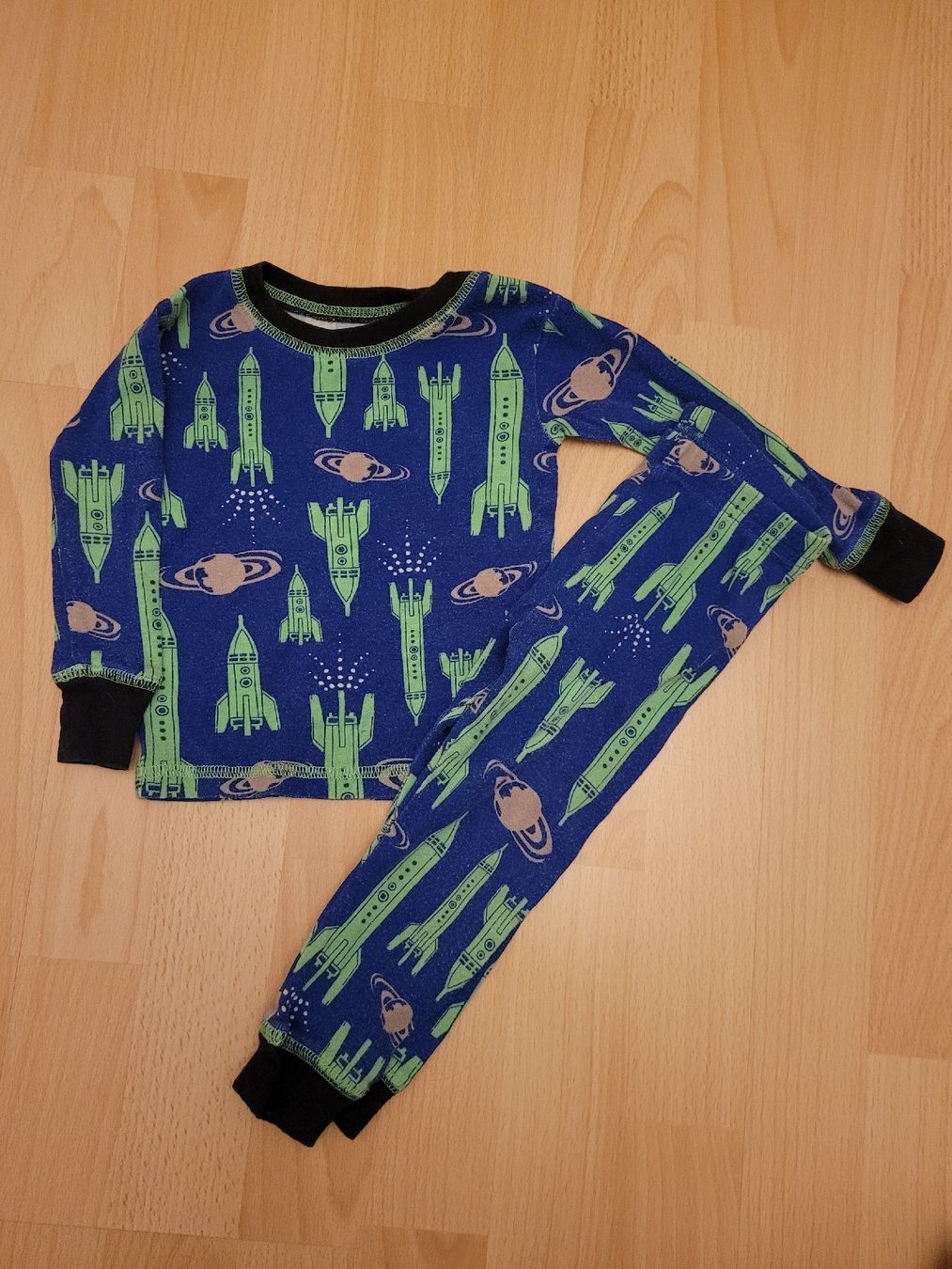 Carter's Pyjamas & Ähnliches: Pyjama gr. 86 Carter'S – Gebraucht aus Inwil von Flower2325