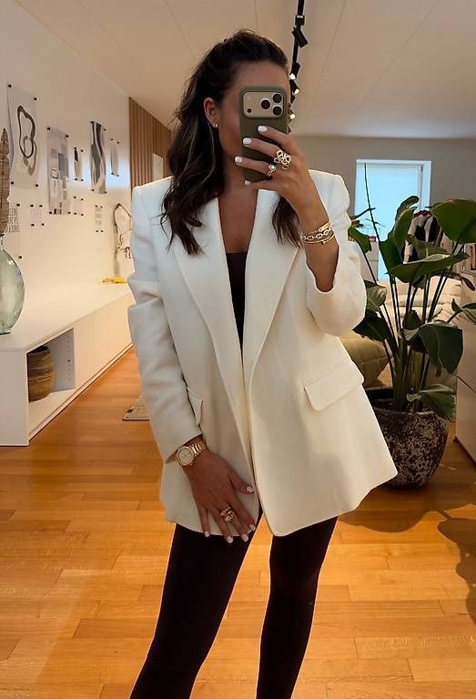 Chloé Jacken: CHLOE BLAZER CREME – Neu (gemäss Beschreibung) aus Schwyz von bofb 1