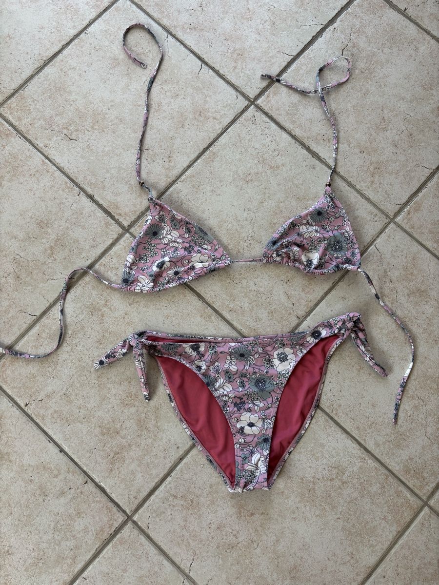 Protest Costumi da bagno & Bikini: Costume de bain Protest L 40 – Usato da Blonay venduto da Ollorvi