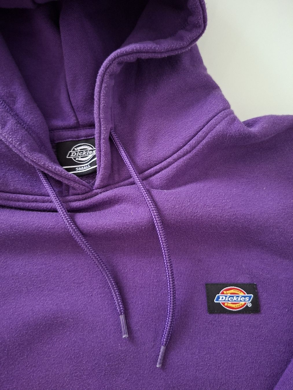 Pullover & Sweatshirts: Hoodie violet en coton avec capuche – Gebraucht aus Renens VD von ser_j2fn 3