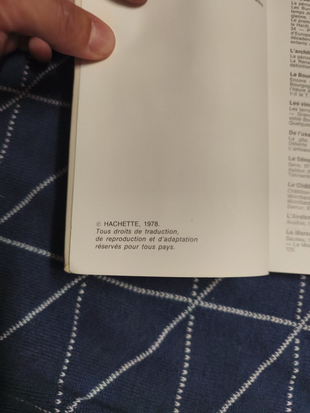 Bücher: Guides Bleus En Bourgogne 1978 – Gebraucht aus MUEHLAU von ibo_5c7d 1