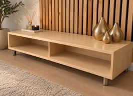 TV-Möbel in heller Holzoptik
