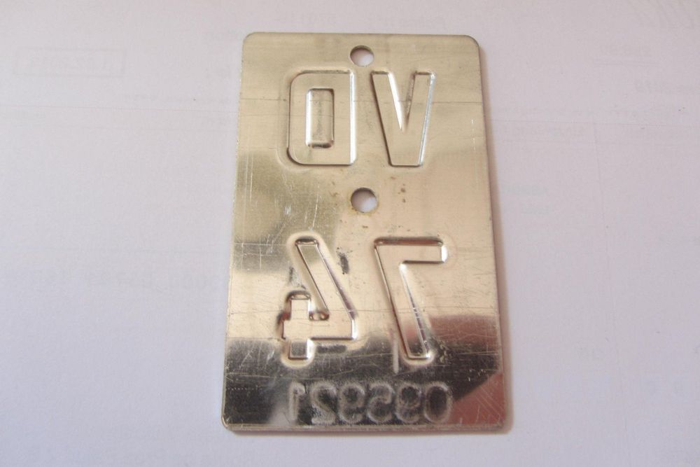 PLAQUE VD 1974 Kaufen auf Ricardo