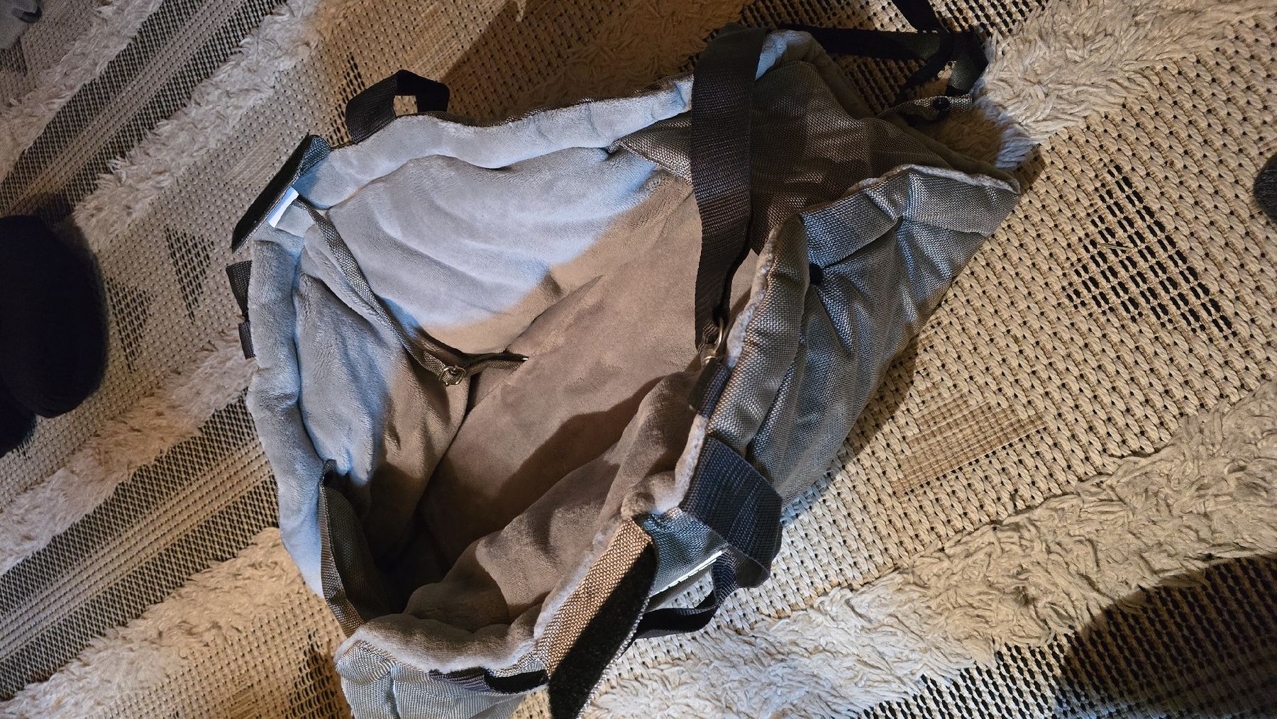 Taschen: hunde Tasche ganz neu  – Gebraucht aus Schiers von ok3232 1