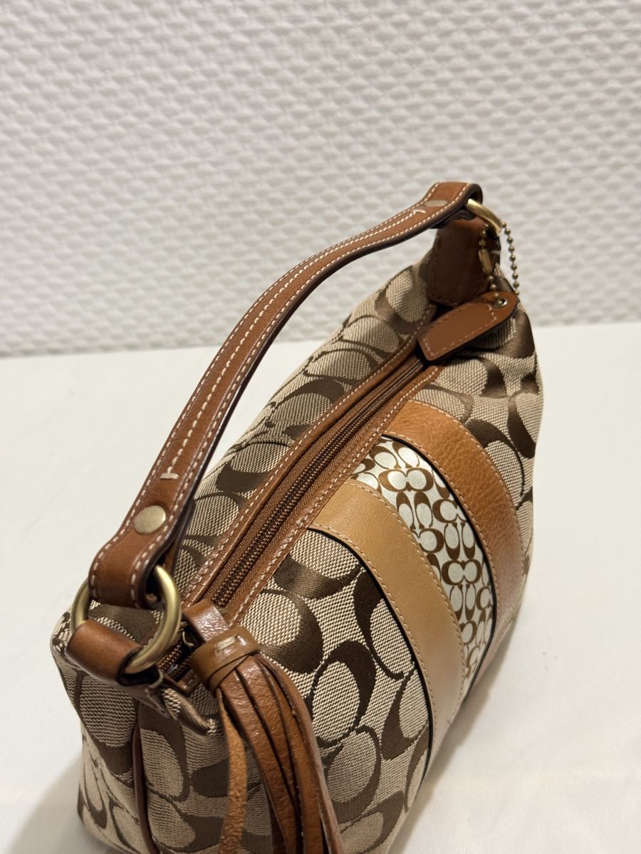 Coach Sacs femmes: Y2K Coach Pochette Mini Handbag RARE!! – D'occasion à Geneve par DarlingVintage 5