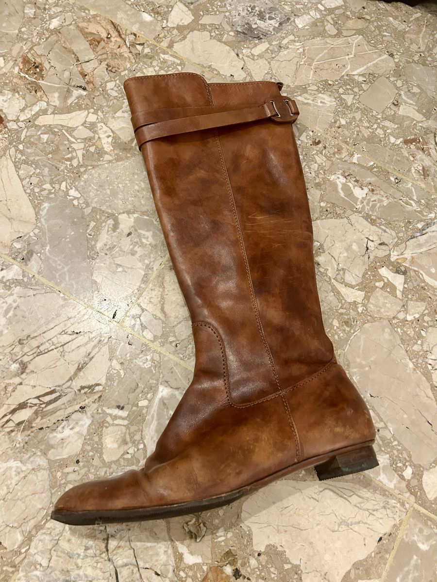 Salvatore Ferragamo Damenschuhe: Ferragamo Lederstiefel – Gebraucht aus Sursee von Fortissimo