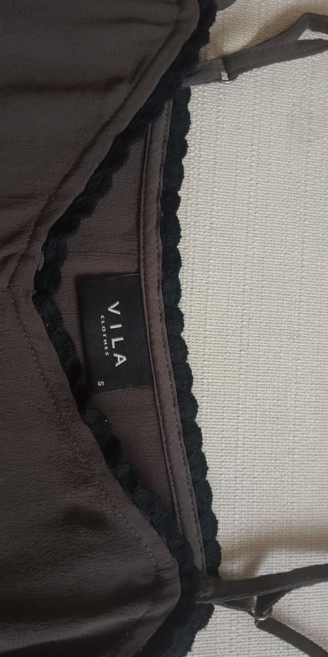 Vila Top: Vila verspieltes Top mit Fransen S zu Odd Molly – Usato da St. Gallen venduto da Hereplaysmusic 4