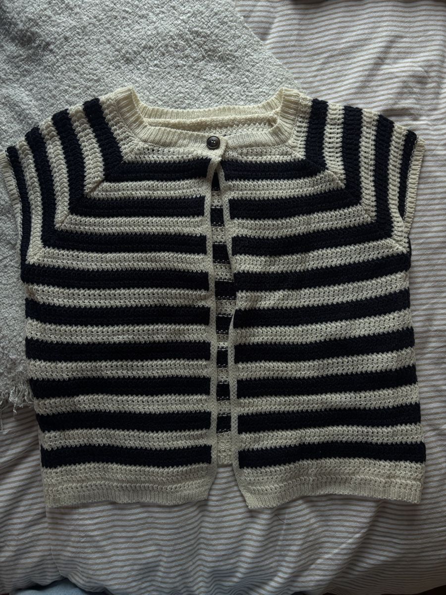 Primark Gilets & Westen: Gestrickte Weste dunkelblau/beige Grösse S – Neu (gemäss Beschreibung) aus Willerzell von cha_qk8t
