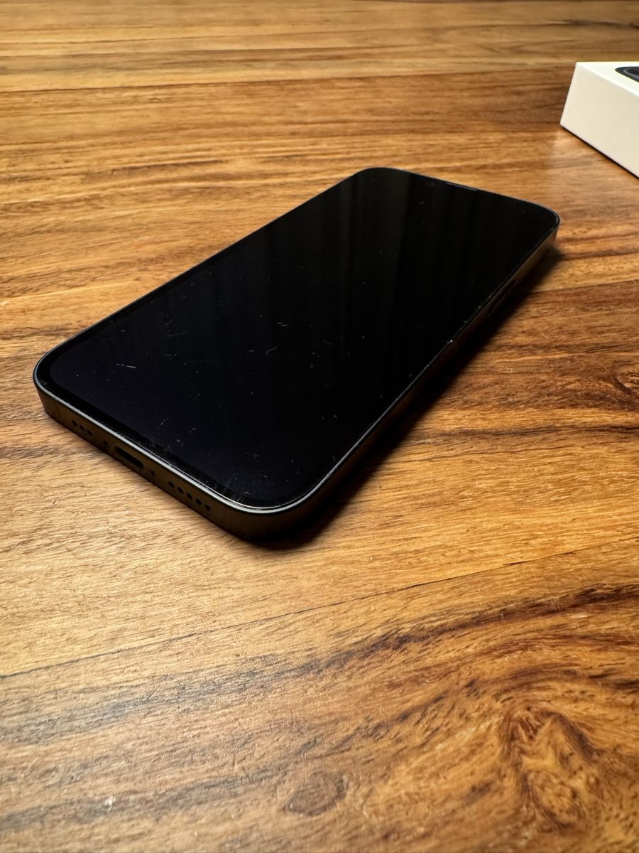 Apple Handys / Smartphones: Apple iPhone 13, Midnight, 128GB – Gebraucht aus Binningen von Mbudget74 1