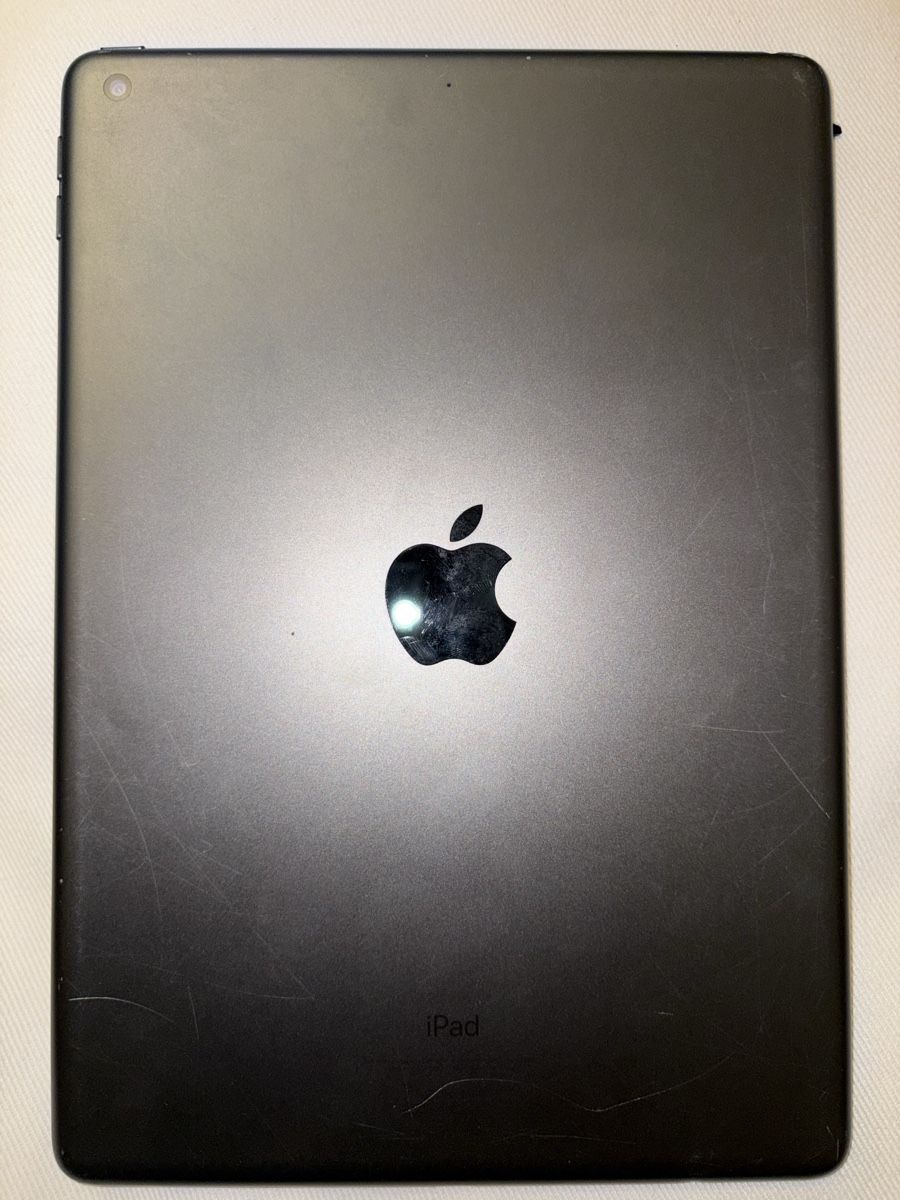 Apple Tablet PC: iPad 9 Generation 64 GB WIFI Schwarz A2602 – Usato da Oekingen venduto da Thecrow78 3