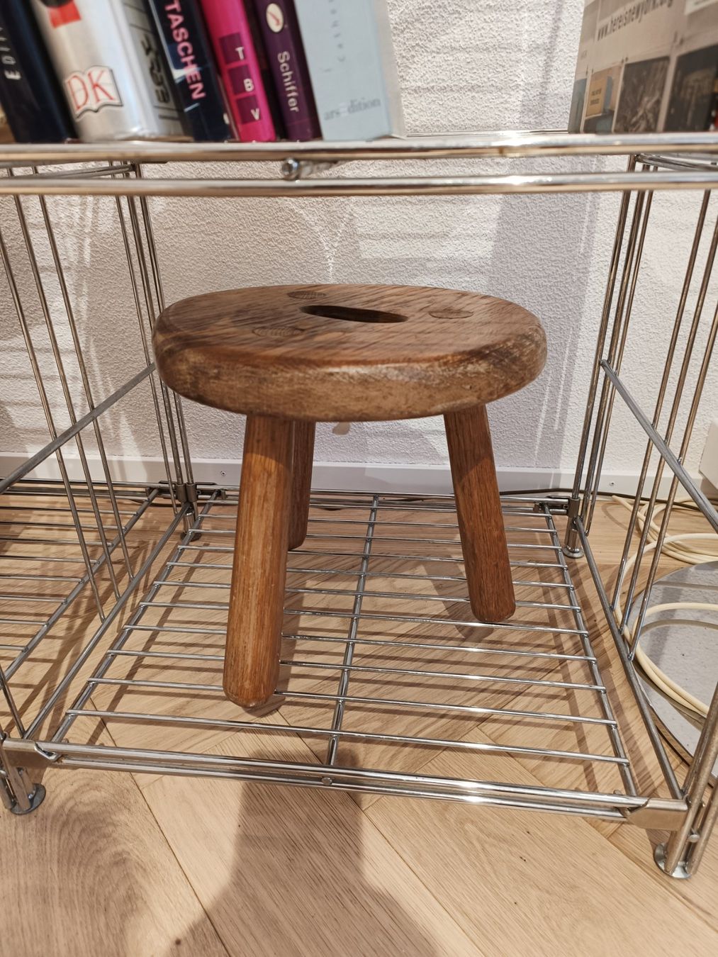 Sgabelli: Vintage hocker holz retro 70s Design – Usato da Zürich venduto da style-and-design.zh 1