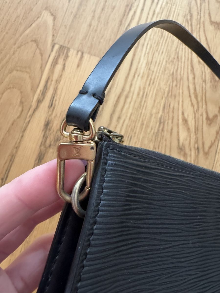 Louis Vuitton Taschen für Damen: Louis Vuitton Tasche – Gebraucht aus Rüegsauschachen von nai_2jfm 5