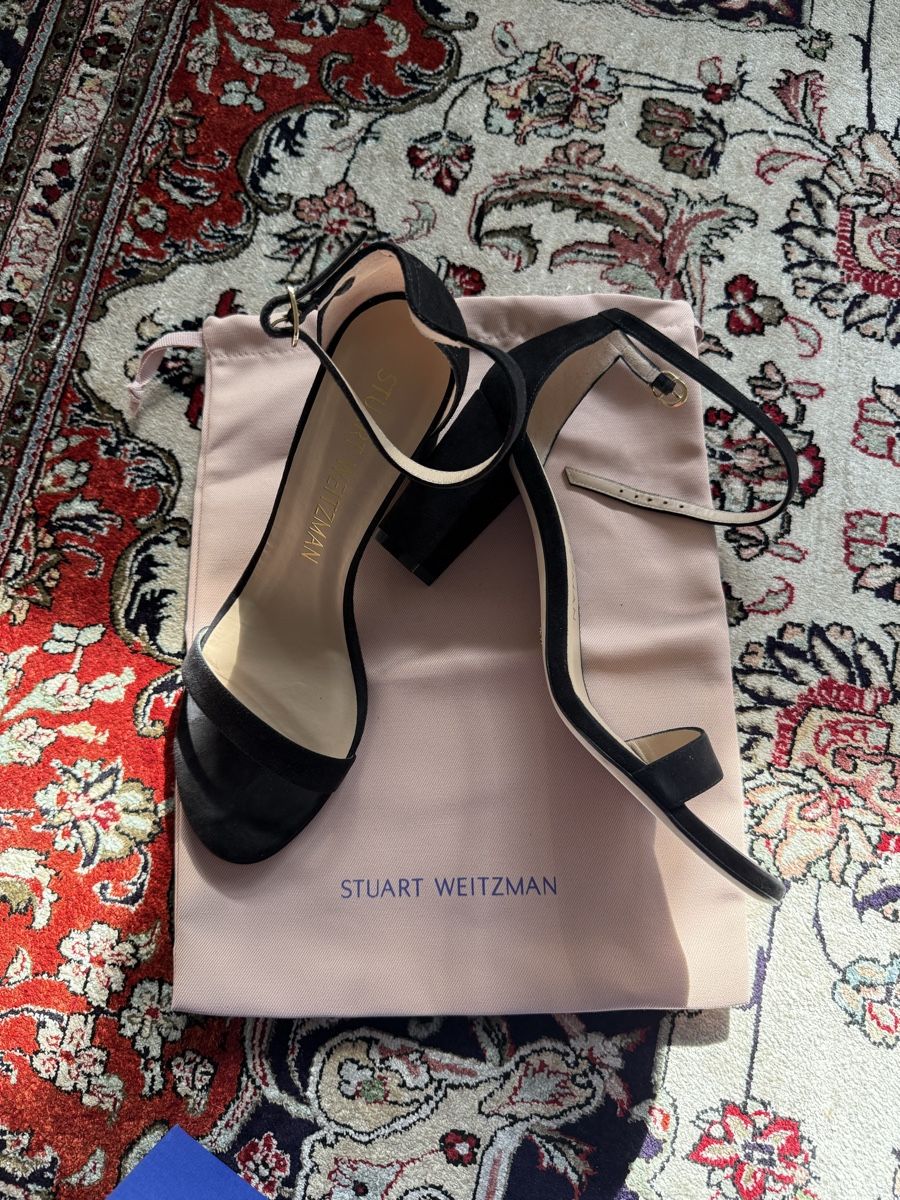 Scarpe da donna: Neu! Stuart Weizmann Suede Heels – Nuovo e nell'imballaggio originale da Luzern venduto da Itsclaire 1