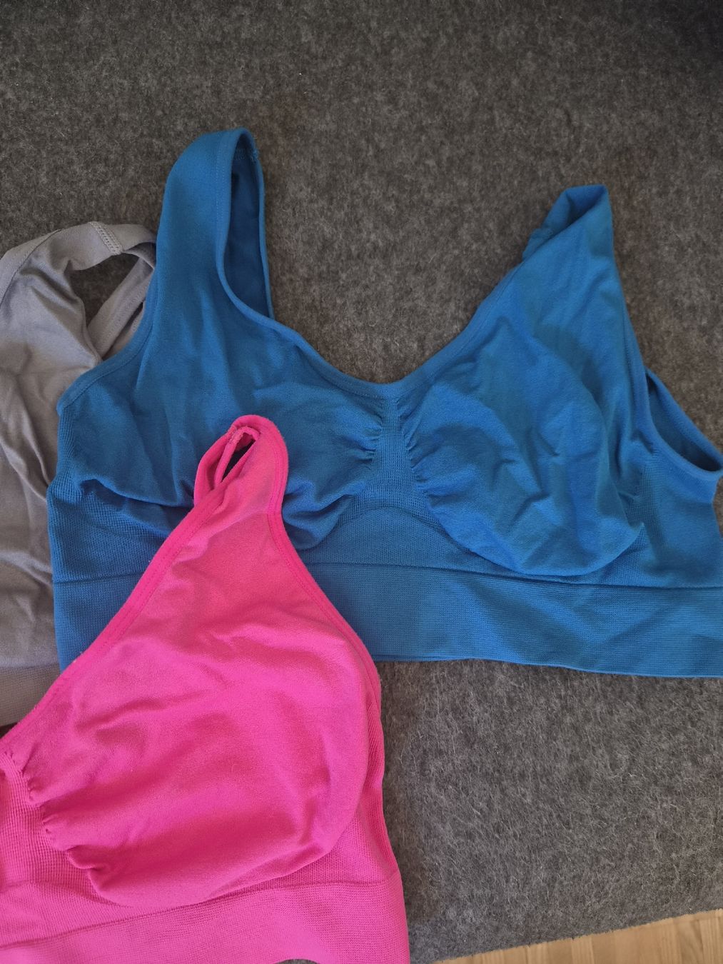 Autres dessous: Drei Bustiers Set  – D'occasion à Jona par ramona024 1
