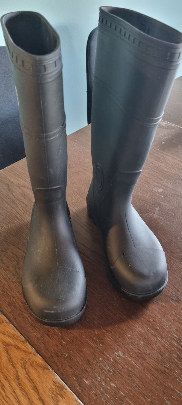 Scarpe per ragazzi: Stiefel  – Usato da Winterthur venduto da Silvana037 2
