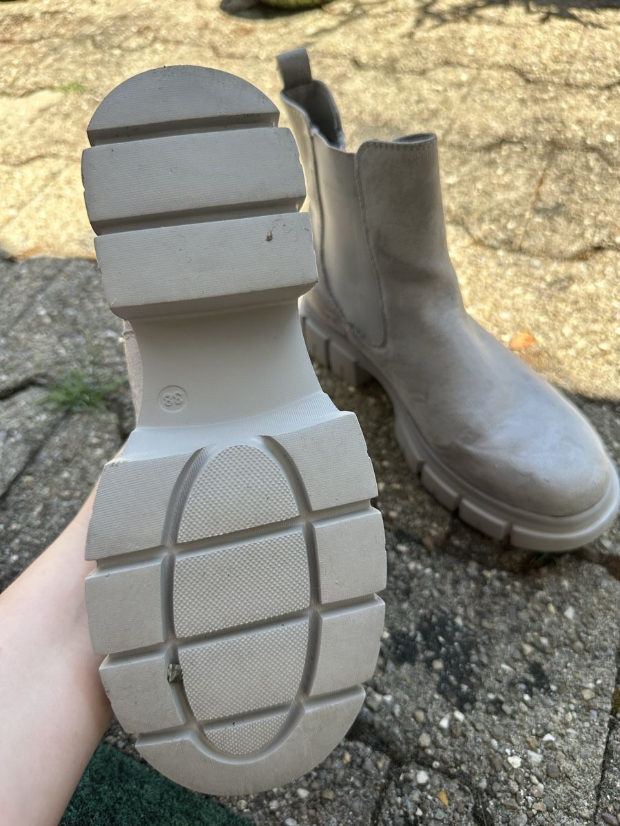Dosenbach Damenschuhe: Stiefeletten Damen grau  – Neu (gemäss Beschreibung) aus Zufikon von tam_gfx6 1